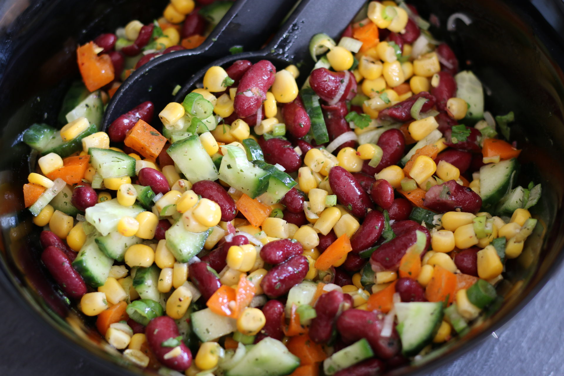 Mais-Bohnen-Salat zum Grillen